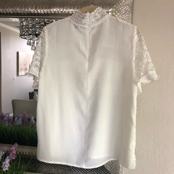 White lacy Gibson top 😇 - Picture 8 of 8